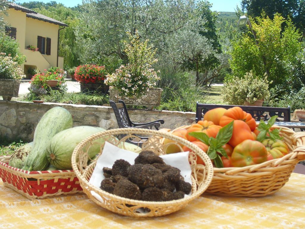 Fattoria Del Quondam Villa Giano dellʼUmbria Exterior foto